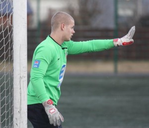 Hugi í leik með KR