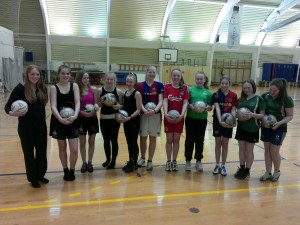 Stelpurnar voru hressar í fyrsta tímanum hjá Guðlaugu