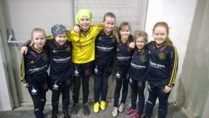 6. flokkur kvenna mætir til leiks