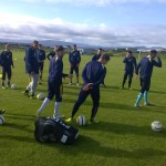 Leikmenn voru einbeittir á æfingu fyrir leik.